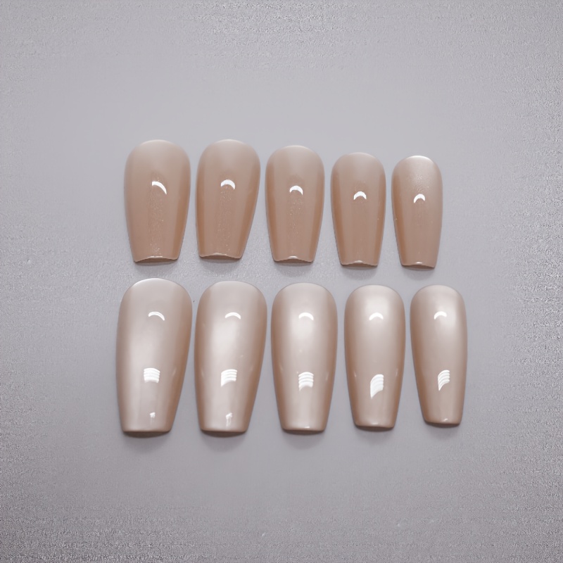 TEMU 24pcs Of Glitter Nail Art, With An Base Color With Flowing Light Gradients. Under Soft Light, The Glitter Filter Has A Mirror-like And , Fully Showcasing A Light Luxury And High-end Feel.
