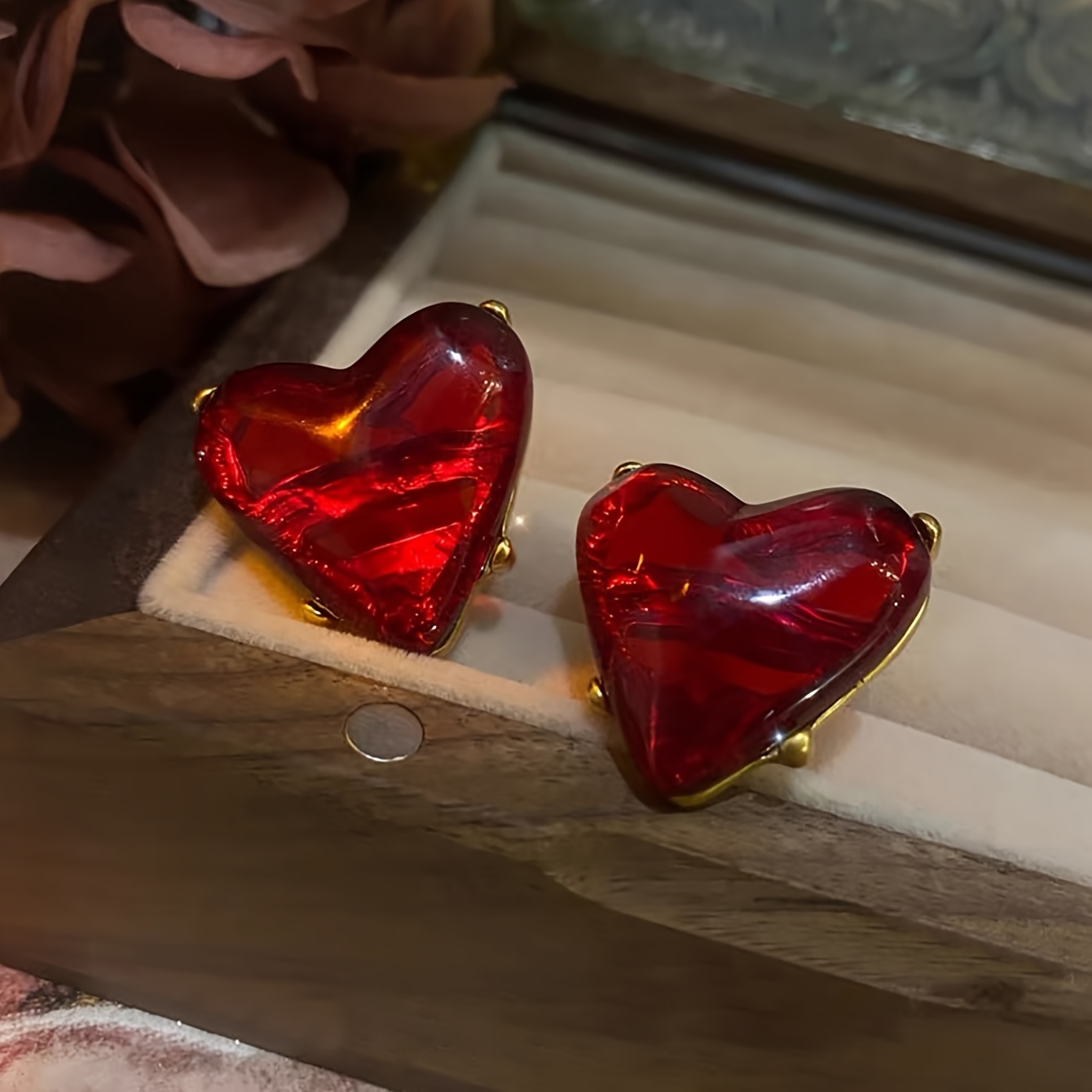 TEMU 1 Pair Vintage Wine-red Heart Resin Earrings Suitable For Women' Wear, Weddings, Parties & Special Occasions - Elegant Retro Heart Studs, Resin