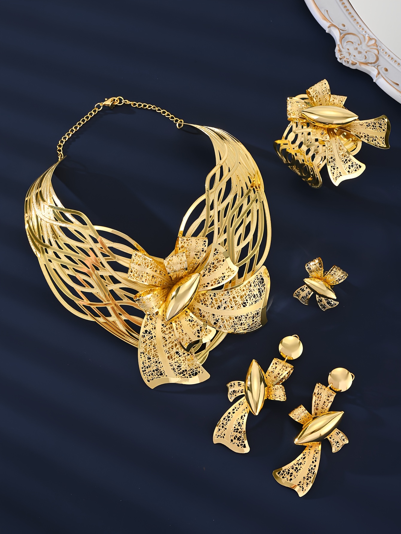 4pcs set high quality brass material 18k gold plated exaggerated big flower necklace and earrings bracelet and ring for womens ball party banquet wedding details 2