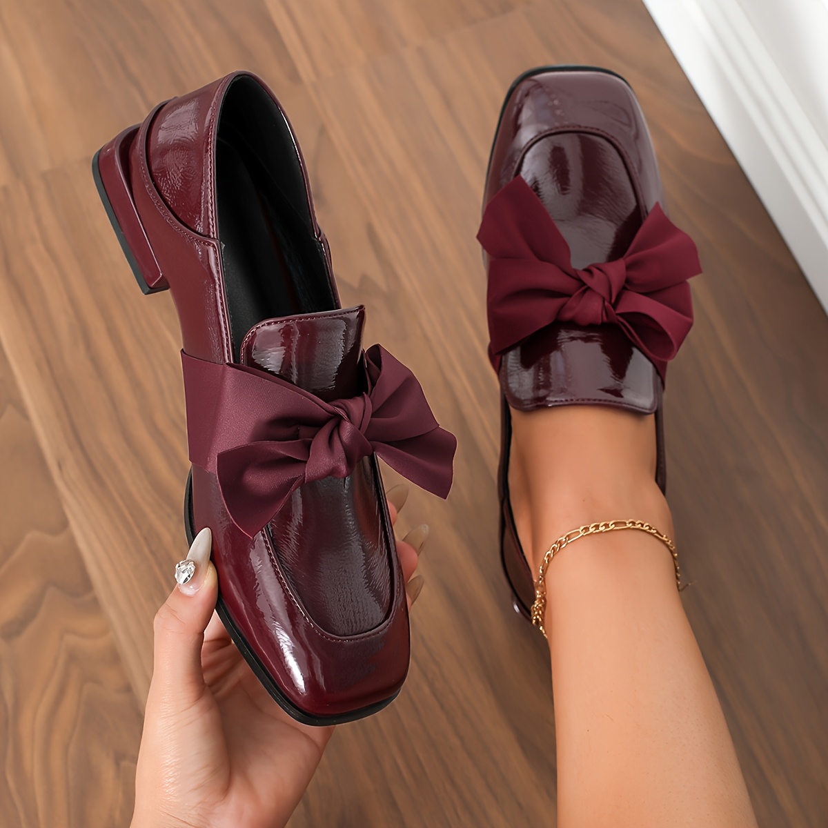 

Le Fu Shoes Women's New Fashionable Bow Burgundy Mules