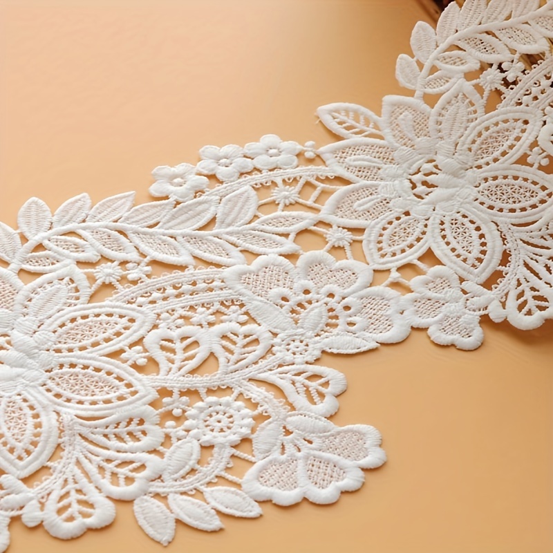 Image of Vintage Hollow-out White Floral Water-soluble Lace Trim For Home Textiles, Skirt , Clothing Accessories, And Handmade Decorations