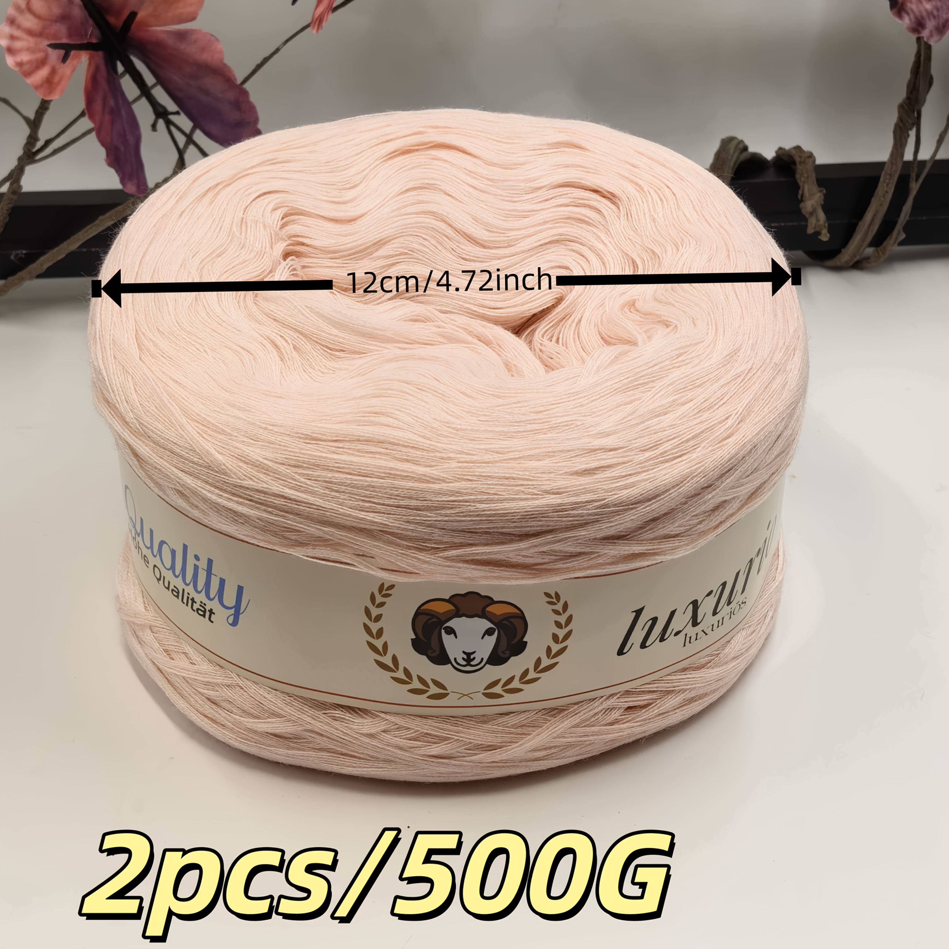 2 vnt. 500G daugiasluoksnės pinta siūlų rinkinys, minkštas ir švelnus, ryškiaspalvis, vienoda storis, gerai išlaiko šilumą, tinka smėlio spalvos darbams, idealus pasirinkimas megzti/vinoti megztinius, šalikus, padėkliukus, kilimus, šalikus, kepurės, batus