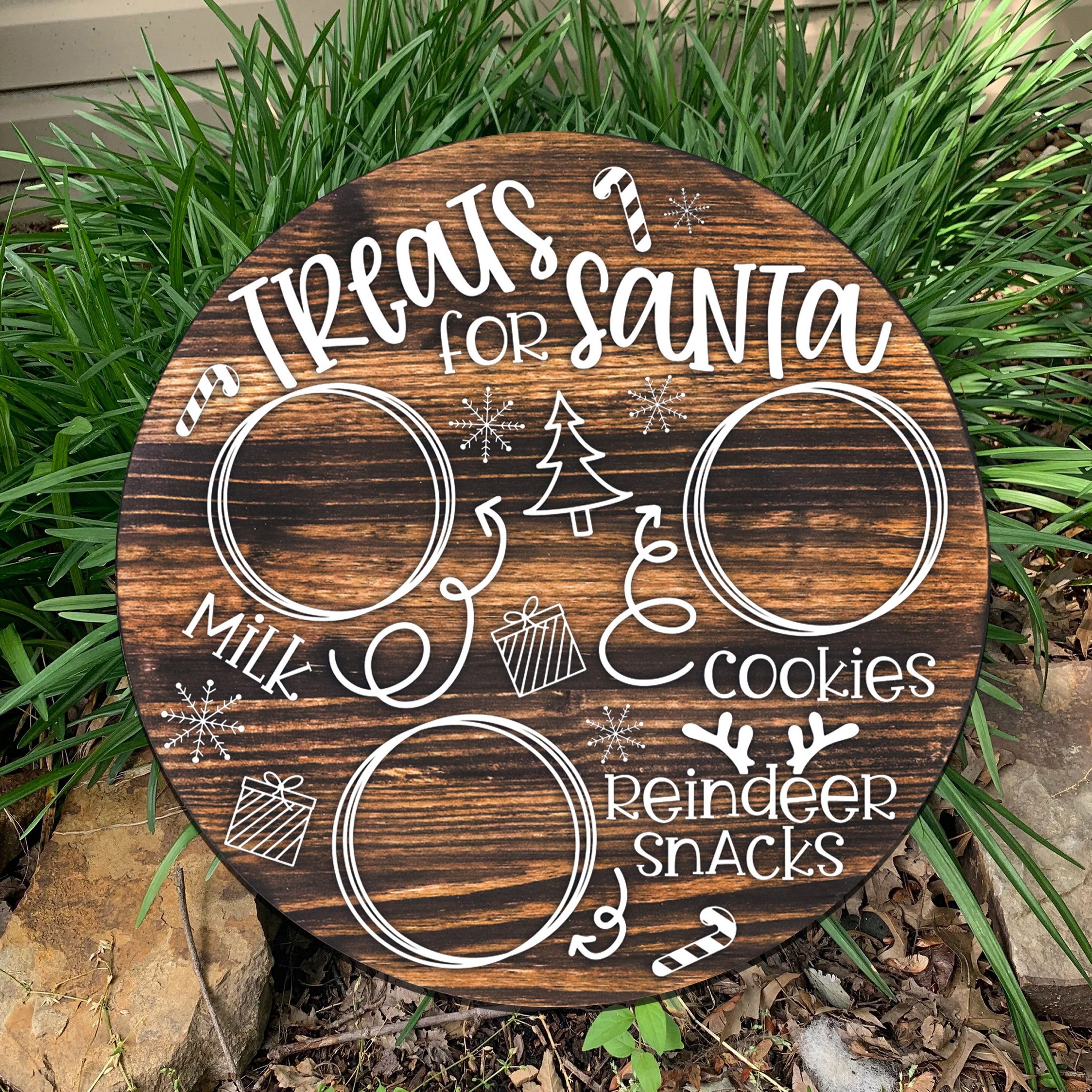 

Santa And Reindeer Treats Serving Tray - Round Wooden Christmas Plate For Cookies, Milk, And Carrots, Festive Party Supplies For Holiday Entertaining And Decor, Winter Christmas Eve Snack Platter