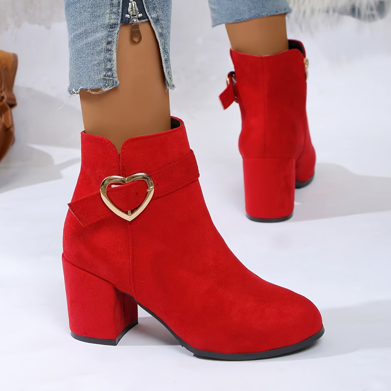 Lightweight Design, Women's Red Ankle Boots with Heart Fashionable  Chunky Heel, Side Zipper Casual Western Style Footw