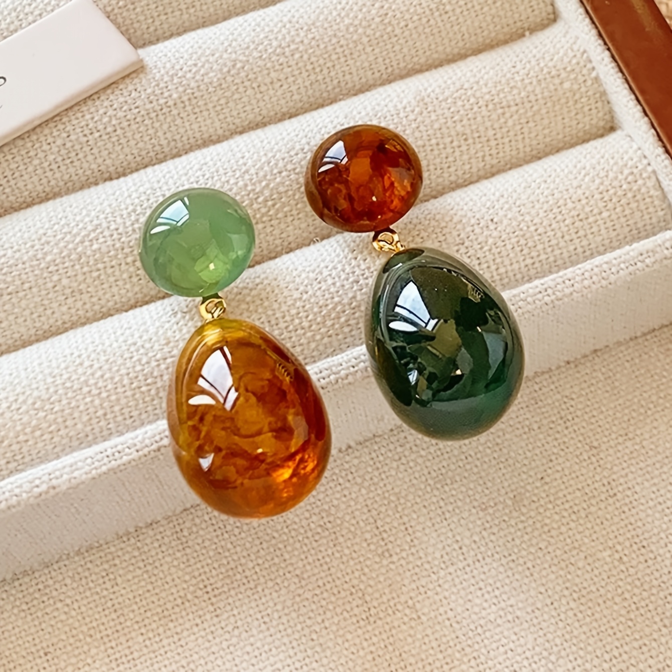 TEMU 1 par de elegantes aretes colgantes de resina de con colores contrastantes, adecuados para uso diario y fiestas de mujer