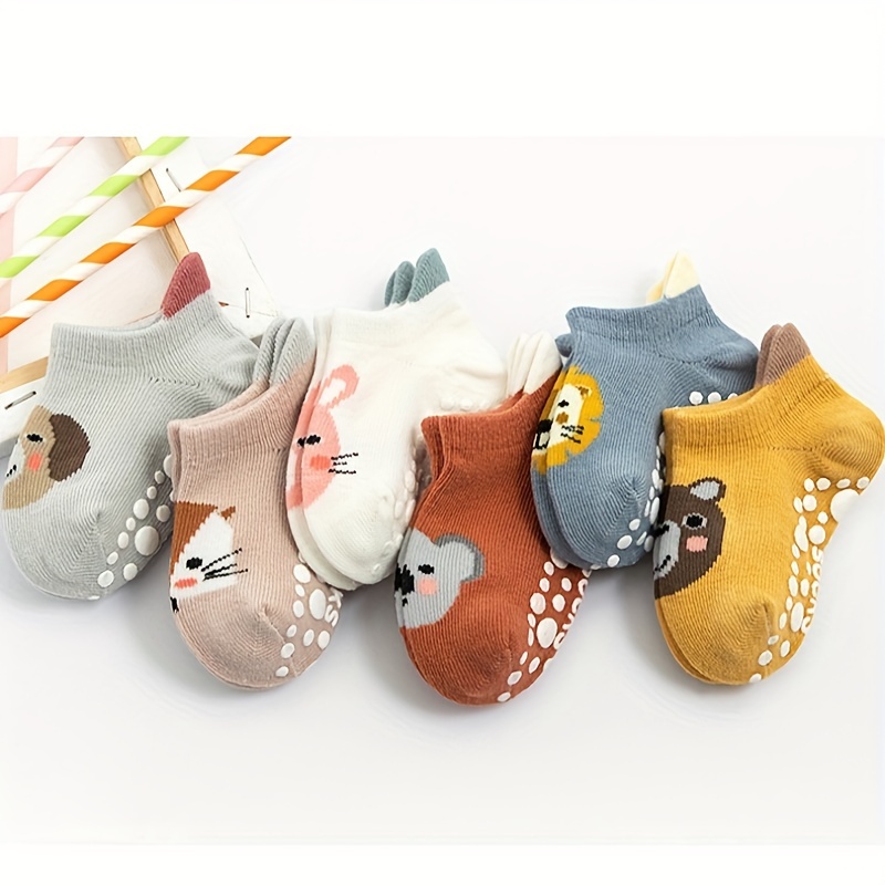 

6 Pairs Of Baby Girl's Non-slip Socks, Cute Animal Pattern, Bottom Rubber Dot Cotton Blend Comfy Breathable Soft Socks For Babies Wearing