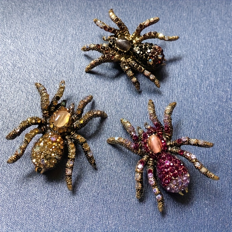 

1pc Elegant Gothic Spider Brooch Pins, Vintage Exaggerated Insect Lapel Pins, Suit Personality Accessories