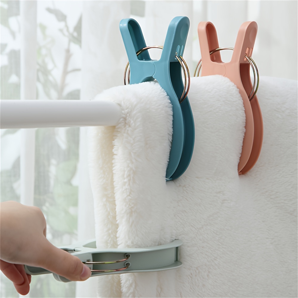 

3pcs Extra Large Windproof Clip, Strong Clothes Peg, Plastic Sun-cure Quilt Clamp, Drying Quilt Clothes Clip, Beach Towel Clip, Summer Beach Travel Portable Supplies