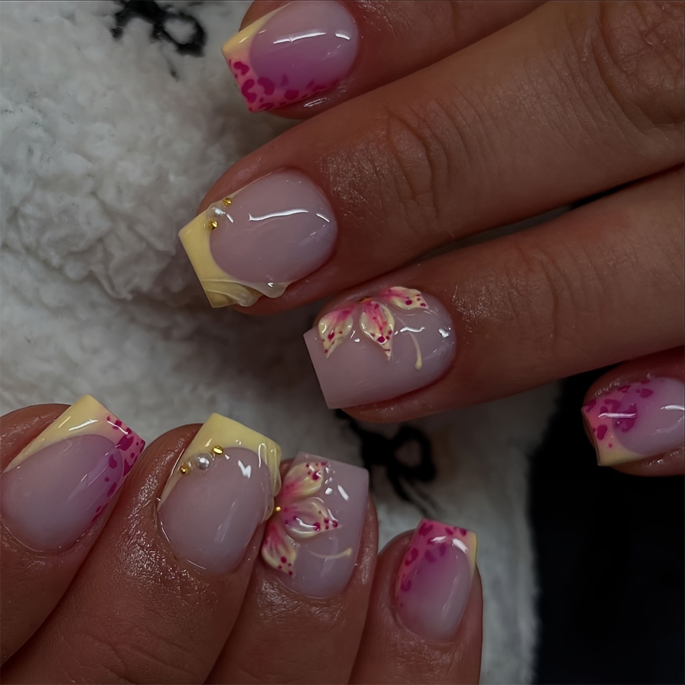 TEMU 24-teiliges Set kurze quadratische 3D-Gel-Press-On-Nägel im französischen Stil mit Blumenmuster, mit verwischtem französischem Design, kleinen