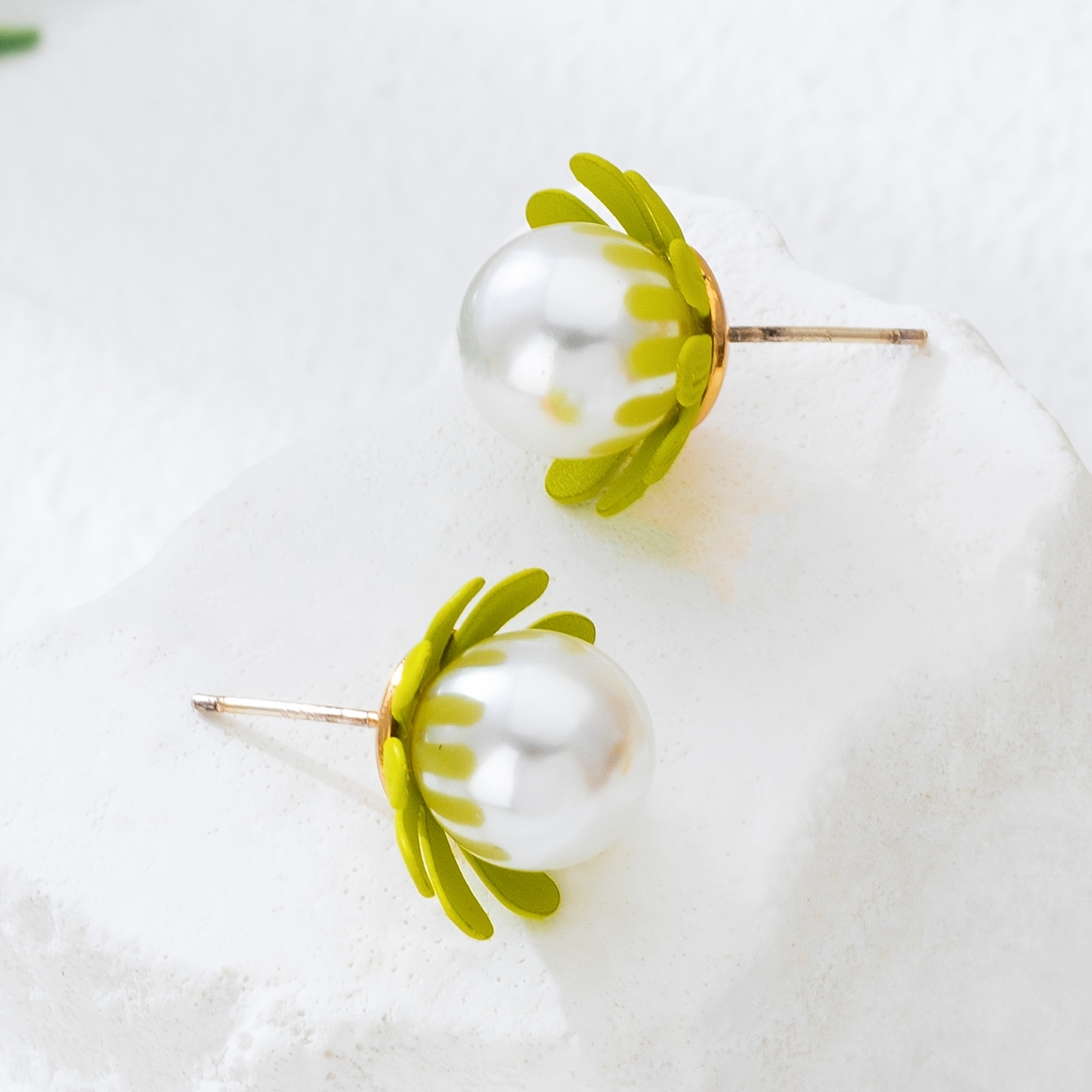Women's Creative Imitation Pearl Green Flower Stud Earrings
