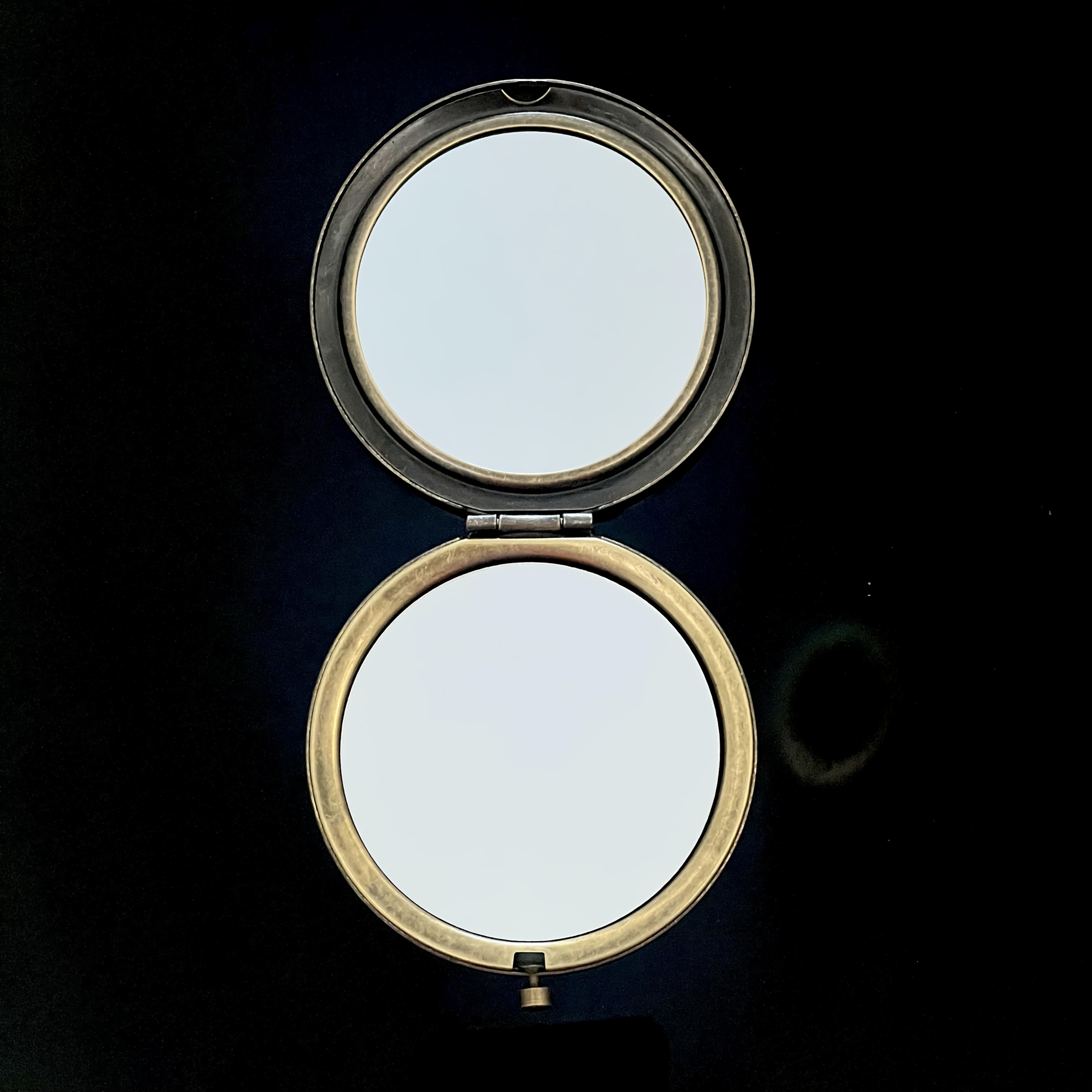 складной туалетный столик с металлической рамой - не требует полировки, не требует батареек,   подходит для путешествий и хранения, дорожный аксессуар | декоративное зеркало | металлический   подробные сведения 3