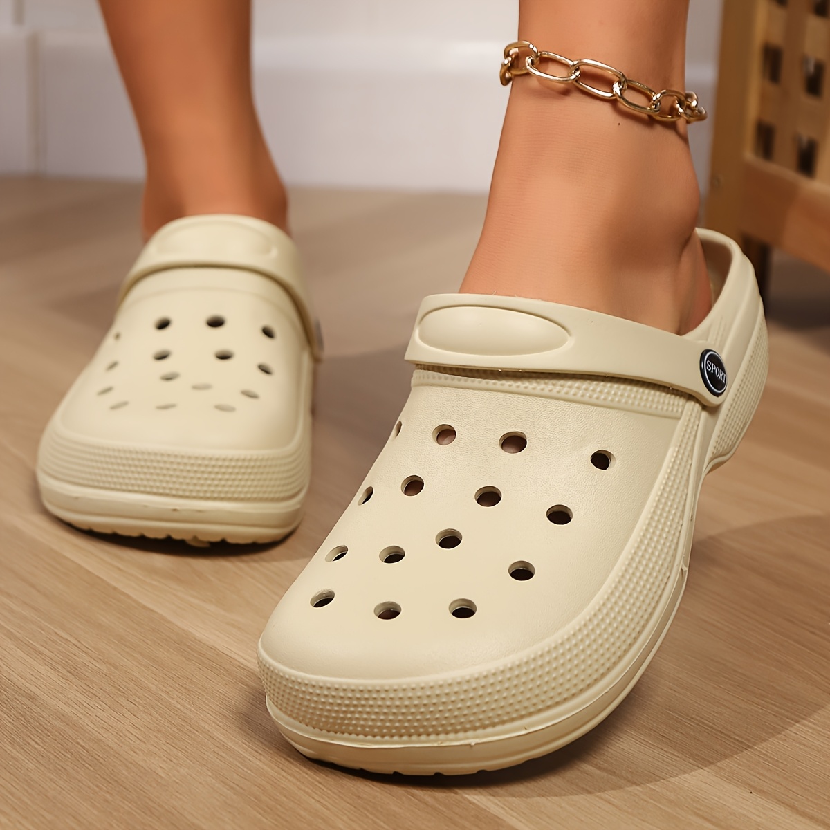 TEMU Women's Casual Hole-punch Shoes Outdoor Soft Sole Anti-slip Breathable Summer Couple Style, Women Shoes