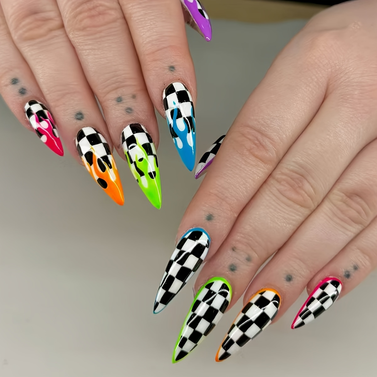 TEMU 24pcs Pointed Nail Shaped Long Press-on Nail Plates, With , Flame Black And White Checkered , Bright Fake Nails, Suitable For Daily Wear, With