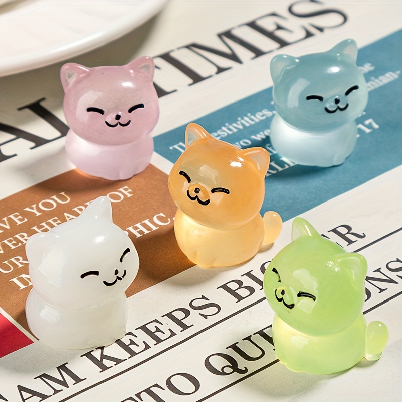 30個入りレジン製蓄光 フィギュア かわいいミニチュア猫像