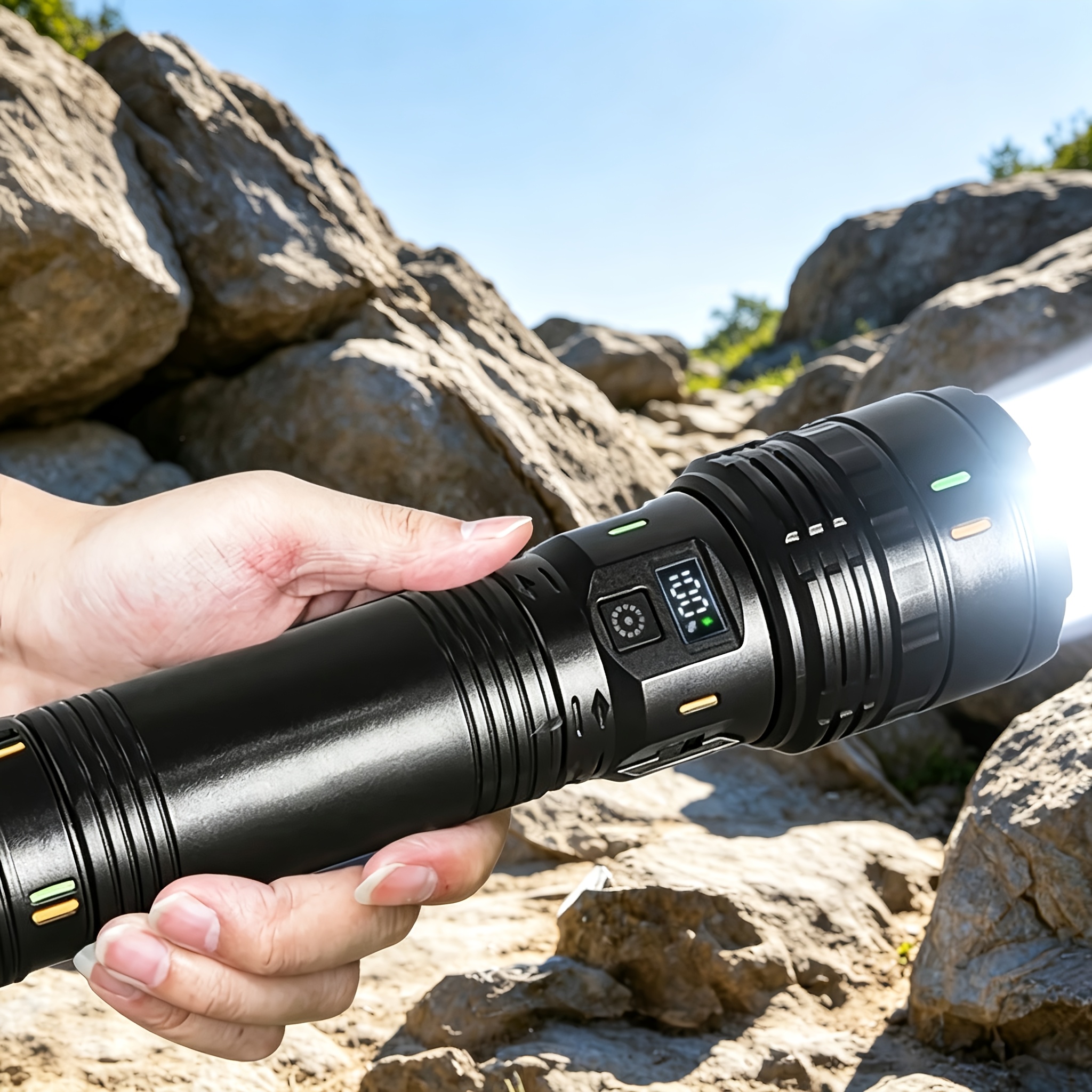 3000 High Lumens LED Rechargeable Flashlight with Zoomable Focus