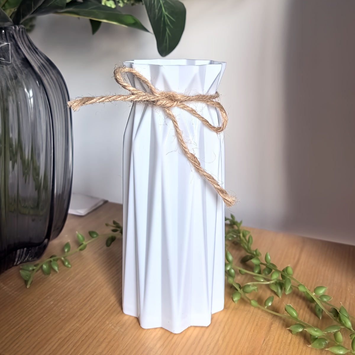 Image of 1pc White Origami Vase, Perfect For Centerpieces, Living Rooms, Parties, Or Tabletop Decor. Pair With Your Own Floral Arrangements. Includes Jute Rope Inside; Cannot