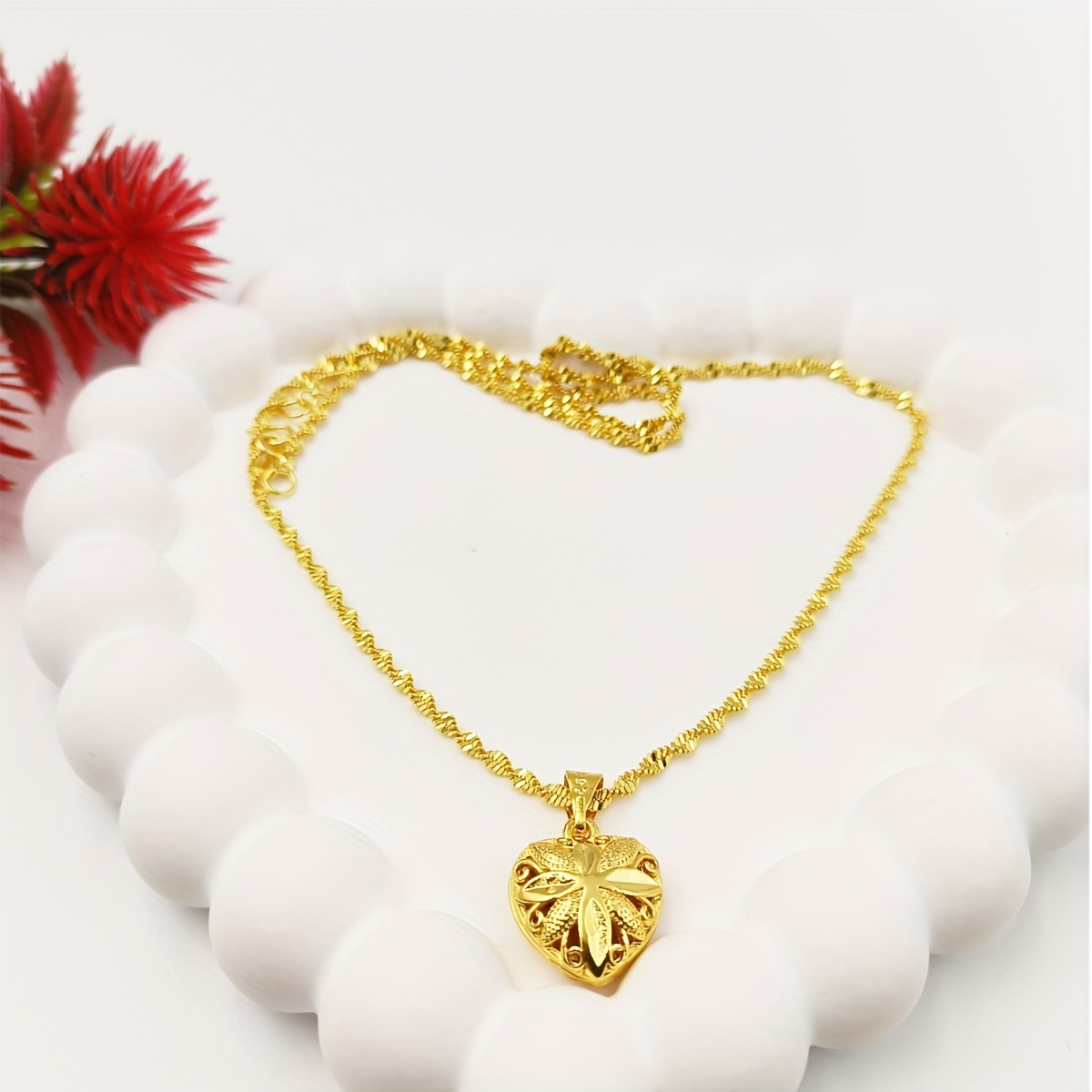TEMU 1pc -sided Heart Pendant Necklace For Women, Elegant Wave Chain With Hollow , Casual Holiday Party Accessory Gift For Girlfriend Or Best Friend