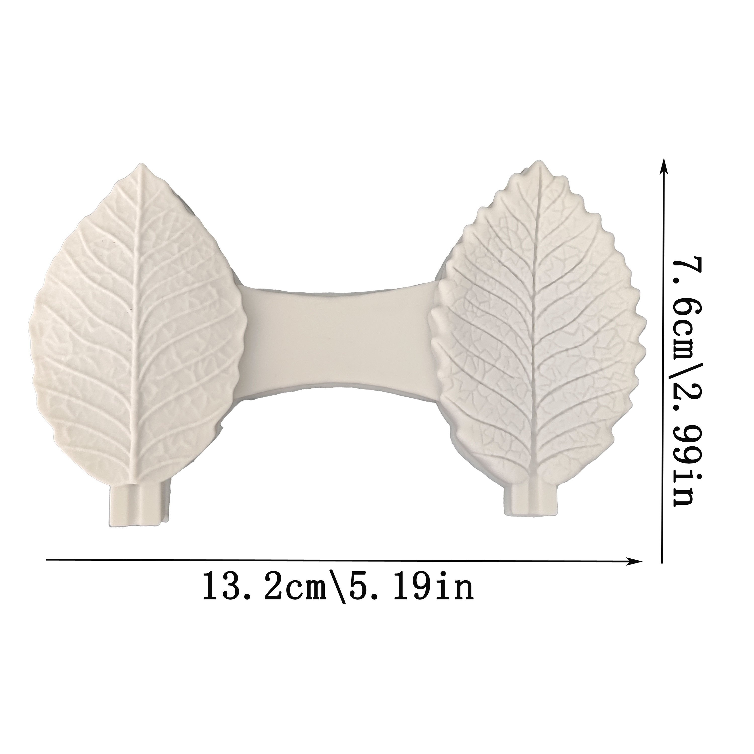 Image of Silicone Molds With Leaf Patterns For Decorating Fondant Cakes, Kitchen Utensils, Baking Tools, Cupcake Toppers, And Reusable Molds For Wedding And Birthday Party Decorations