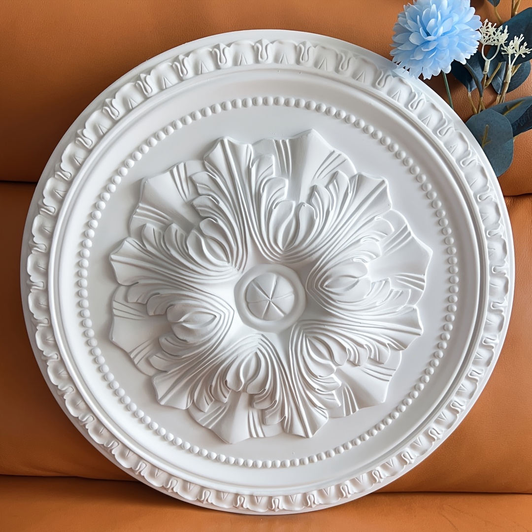Large 3D Sculpted Ceiling Medallion, Classic Round Shape