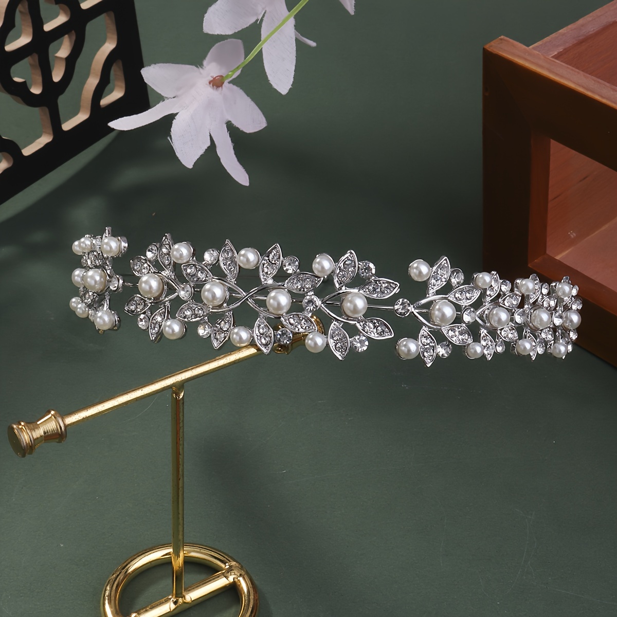 zamonaviy marjon va kristal soch taqilishi to'ylar, partiyalar va maxsus tadbirlar uchun tafsilotlar 1