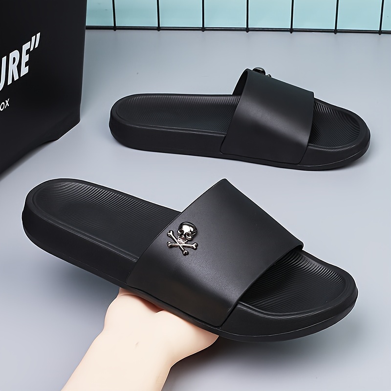 High-end Men's Summer Anti-Odor Lightweight Slippers, Men's Sports Flip-Flops, Novelty Beach Slides, Non-Slip Soft-Soled Slippers for Men and Teens, Trendy Brand Outdoor Wear, Skull Print Indoor Shower Bathroom Funny Single-Strap Slides