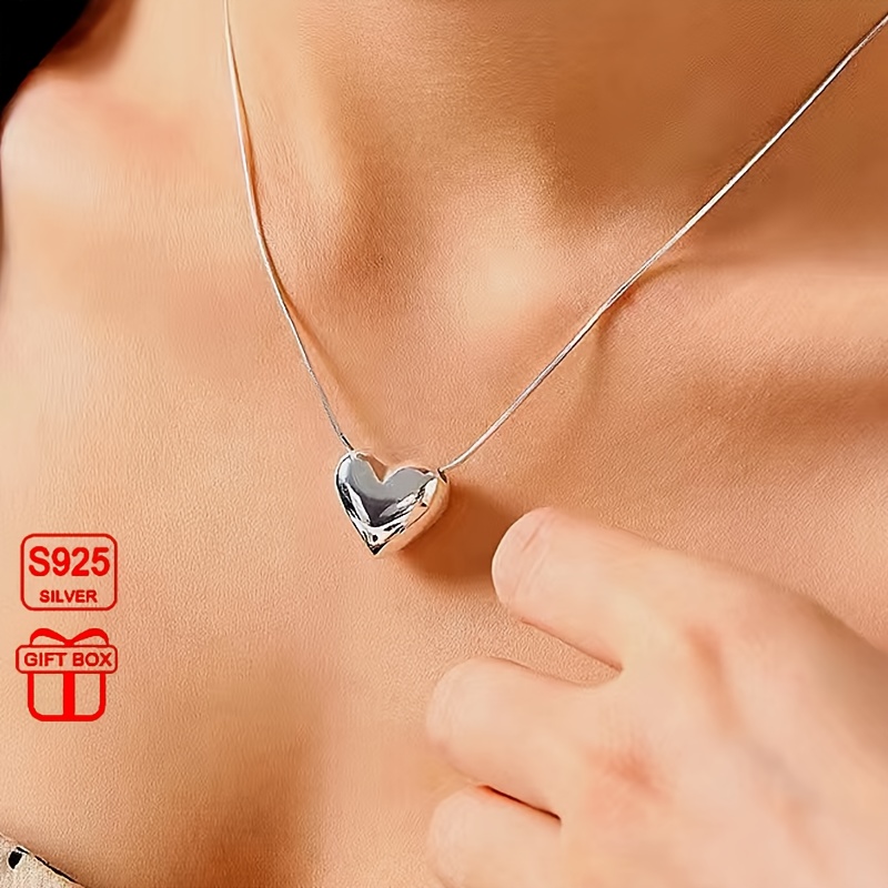 

S925 Sterling Silver Hypoallergenic Love Necklace, Luxury Style Heart Pendant Clavicle Chain Necklace Jewelry Valentine's Day Gift With Anti-oxidation Gift Box 2.8g