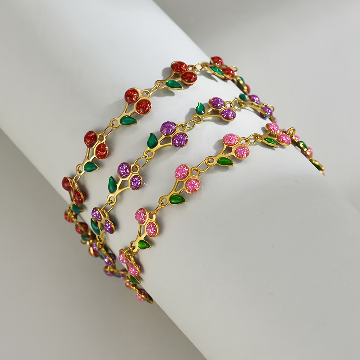 TEMU A Stylish New Stainless Steel Minimalist Cherry Bracelet For Women, Featuring An With A Modern .