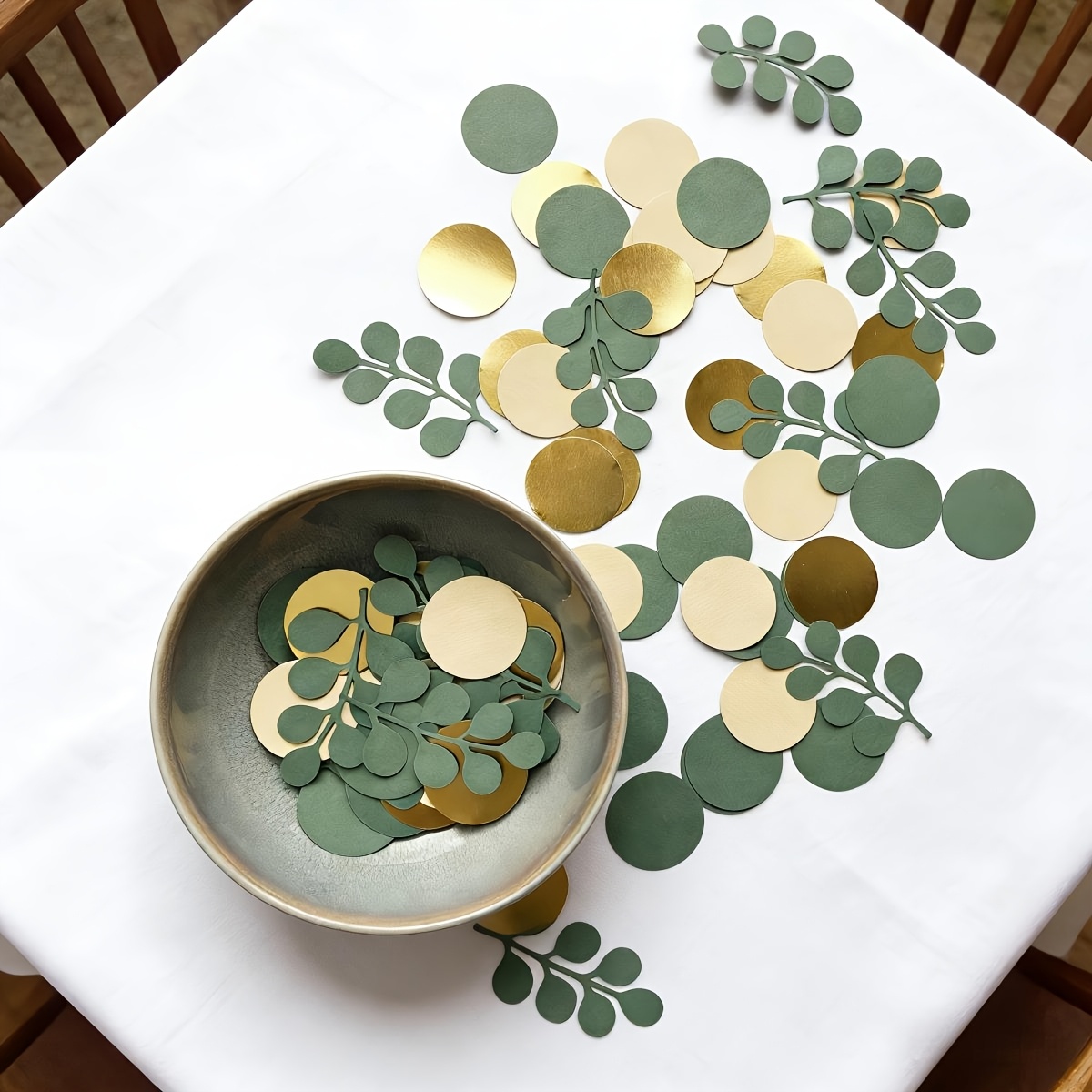 Image of 110pcs Leaf Green Round Confetti For Party Theme Decorations, Birthday Wedding Holiday Party Tabletop Decor Props, Confetti