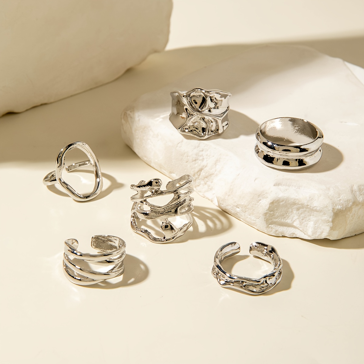 6pcs Retro Metal Geometric Hollow Ring Set for Women
