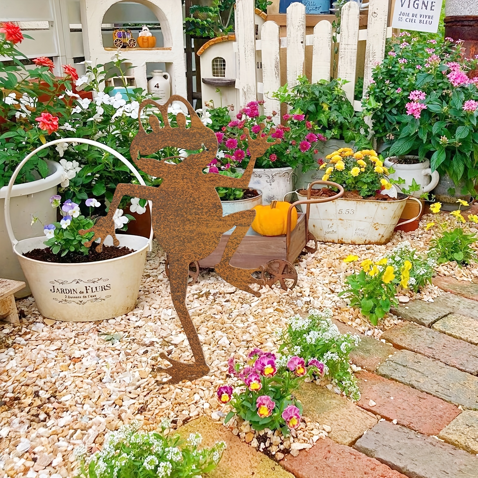 Salon de jardin en fer rouillé