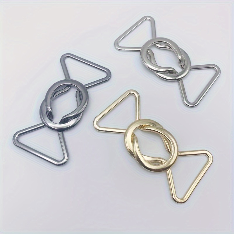 

Mixed Color Snap Hook Clasps, Metallic Lobster Claw Buckles, Adjustable Zinc Alloy Fasteners For Belts, Curtains, And Clothing - Assorted Triangle And Oval Shapes