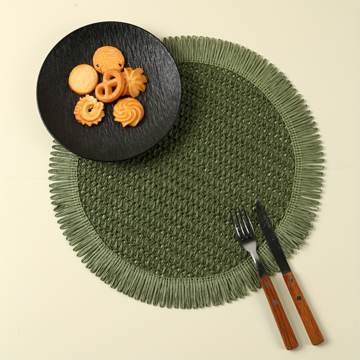 4 6pcs bohemian farmhouse round placemats with tassels green linen grid pattern table mats for weddings parties home decor tea cup protection farmhouse table mats wedding tableware rustic table setting textured tableware Product details 3