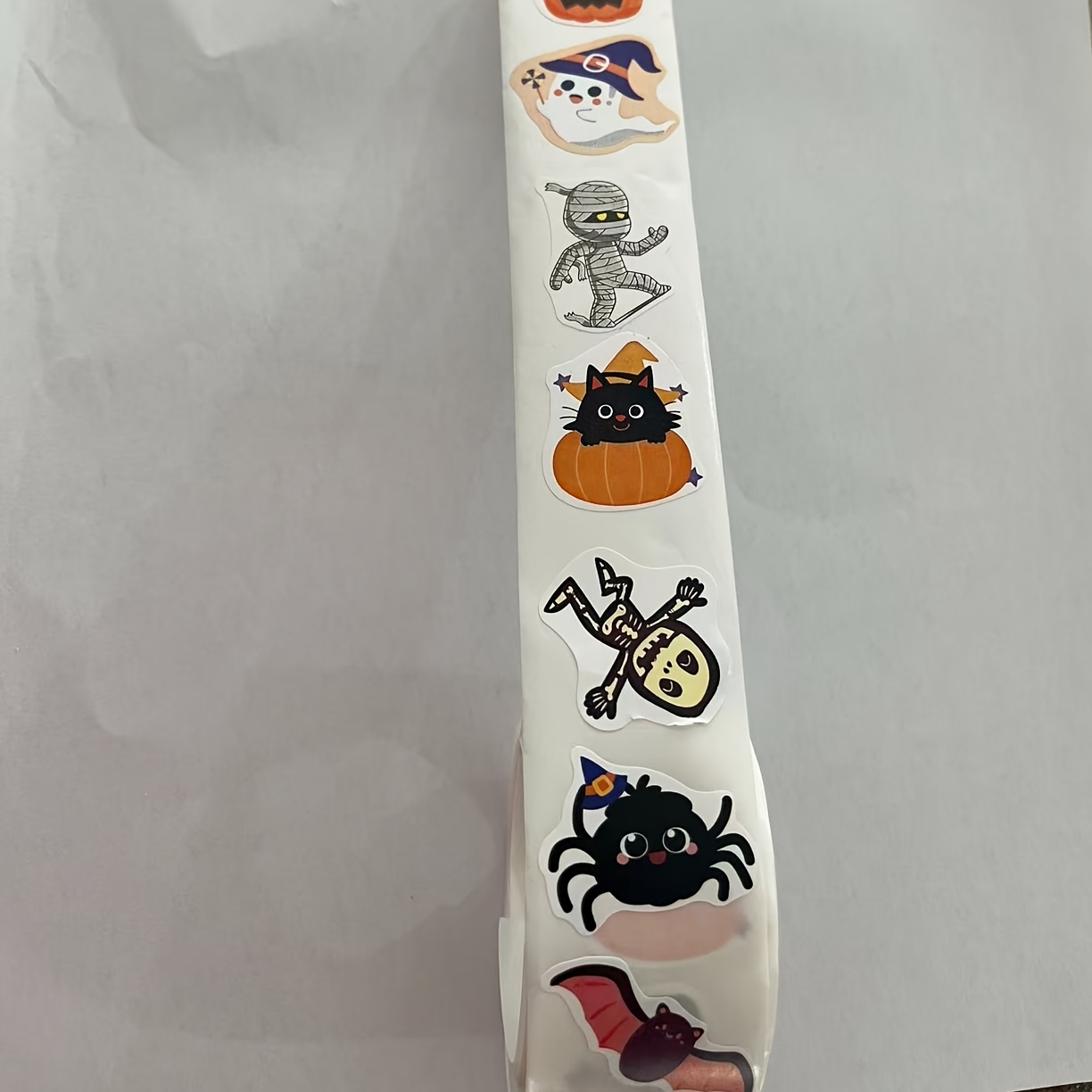 TEMU 100 Special-shaped Halloween Cartoon Doodle Stickers, 1-inch Irregular Patterns, 8 Cartoon Pattern Designs, Office Stickers, School Supplies,