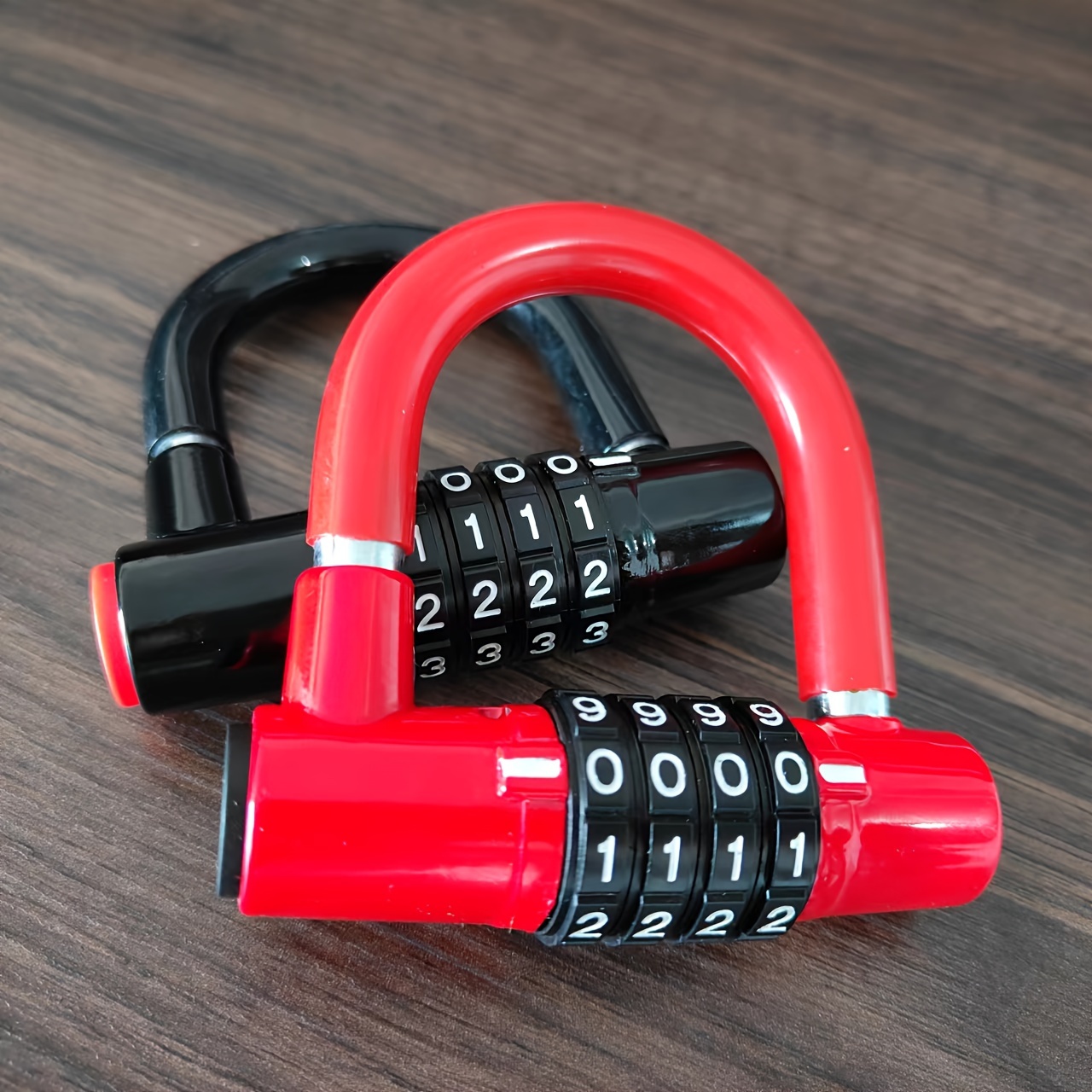 

Combination Padlock, 5-digit Dial Code Padlock, Resetable, Suitable For Indoor, Outdoor, Locker Room, Game Props, Warehouse, School, Dormitory, Bicycle, Door, Fence, Gym Locker. Black + Red