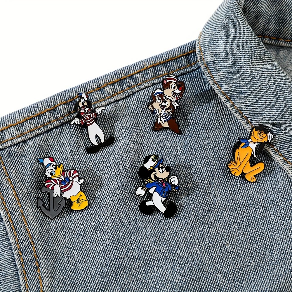 

Authorized 1/5pcs Of Cartoon Brooches Featuring Creative Sailor Duck, And Fun Character Enamel Pins, Metal Badges For Clothing And Backpack Accessories.