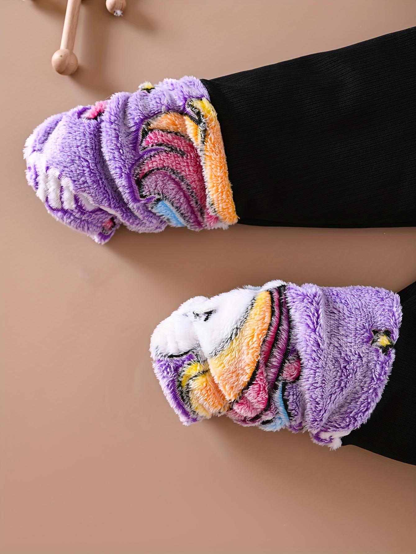 Girls' Fleece Warm Pullover & Plush Spliced Pants Set