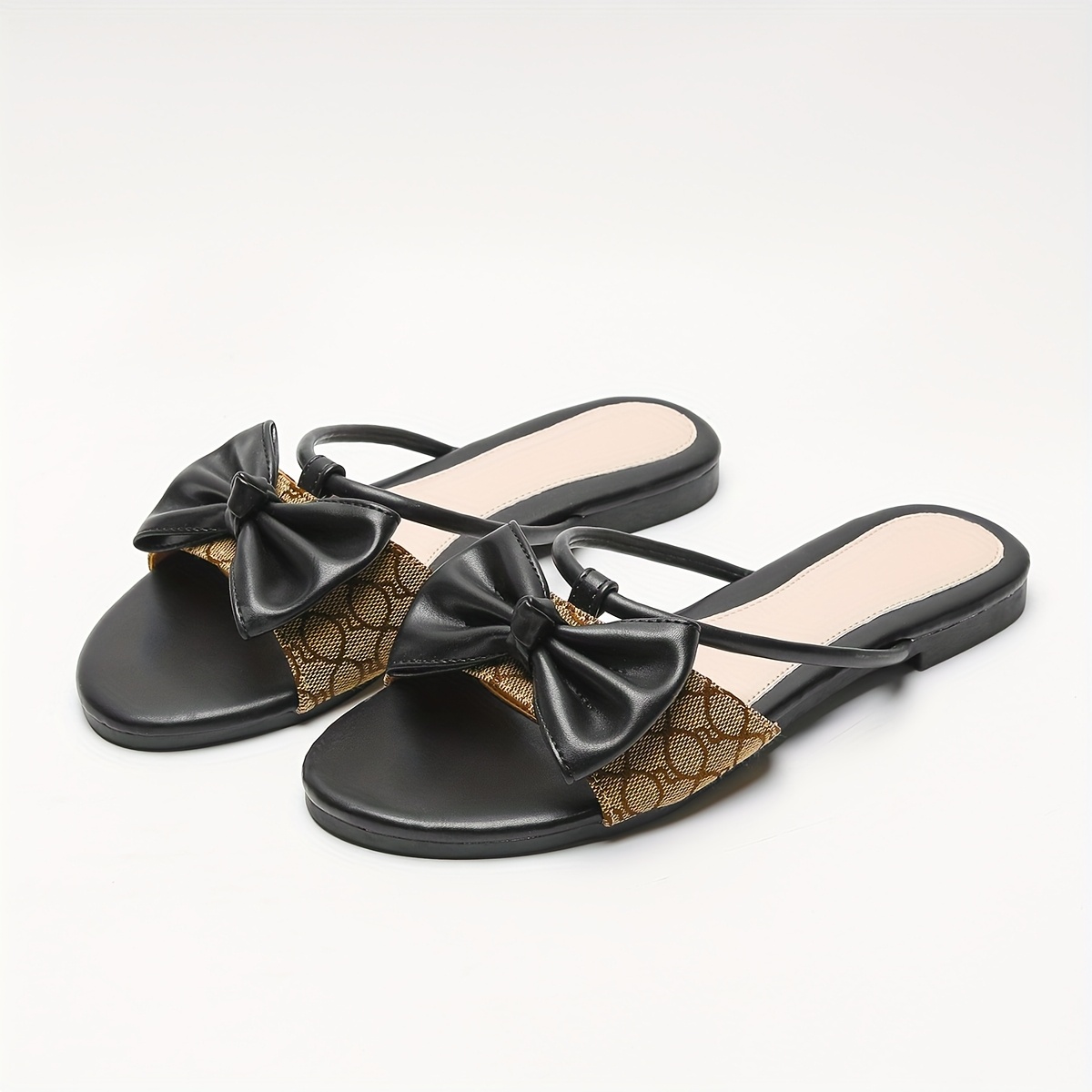 New Stylish And Versatile Flat Sandals with a Gentle Fairy Bow, Perfect for Beach Outings, Travel, And Everyday Commuting., Women Shoes