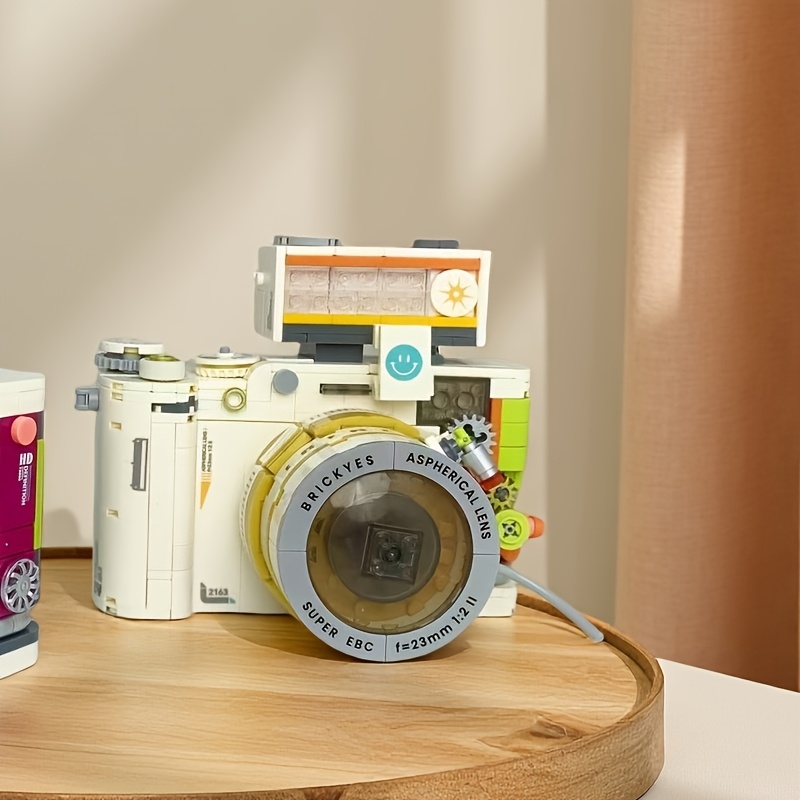 Retro Camera Assembly Kit Durable ABS Material Creative Gift for Adults