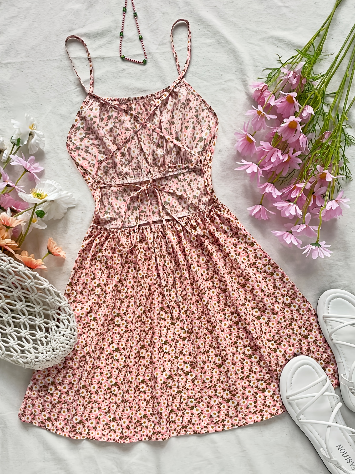 Women's Ditsy Floral Backless Strap Sundress with Adjustable Bow Tie Waist - Knee-Length Sleeveless Summer Dress, Machine Washable Lightweight Fabric for Beach Vacations & Casual Outings, Vacation Attire, Nontransparent Material