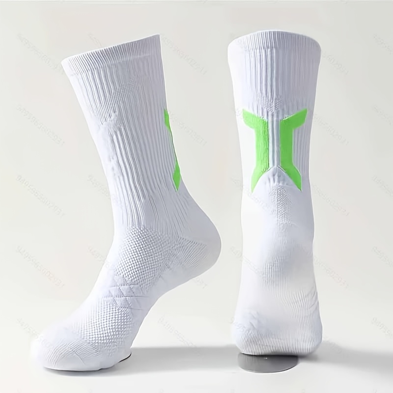 Image of Men's Compression Mid-calf Socks, Breathable And Comfortable Casual Socks, Sweat-absorbent Fashion Sports Socks, Suitable For , Basketball, And Running, Football Accessories