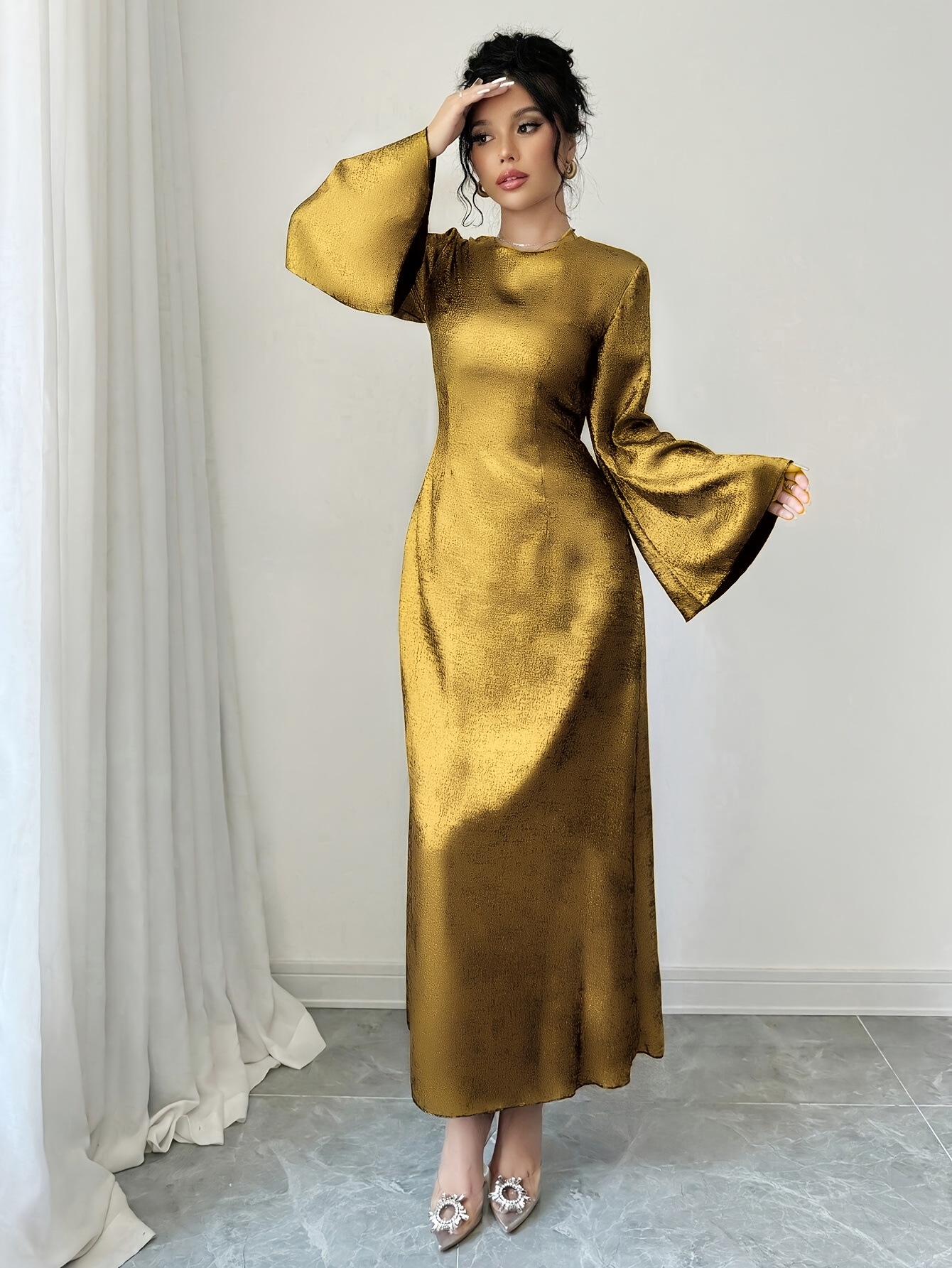 Women'S Elegant Golden Foil Long Sleeve Dress - Formal Party, New Year'S Eve, Wedding & Gala Outfit - Flared Bell Sleeves, A-Line Silhouette - Zipper Back Closure - Formal Evening Gown for Women, Special Occasion, Sophisticated Design, Highquality Finish, Stylish Formalwear, Fashion Lovers