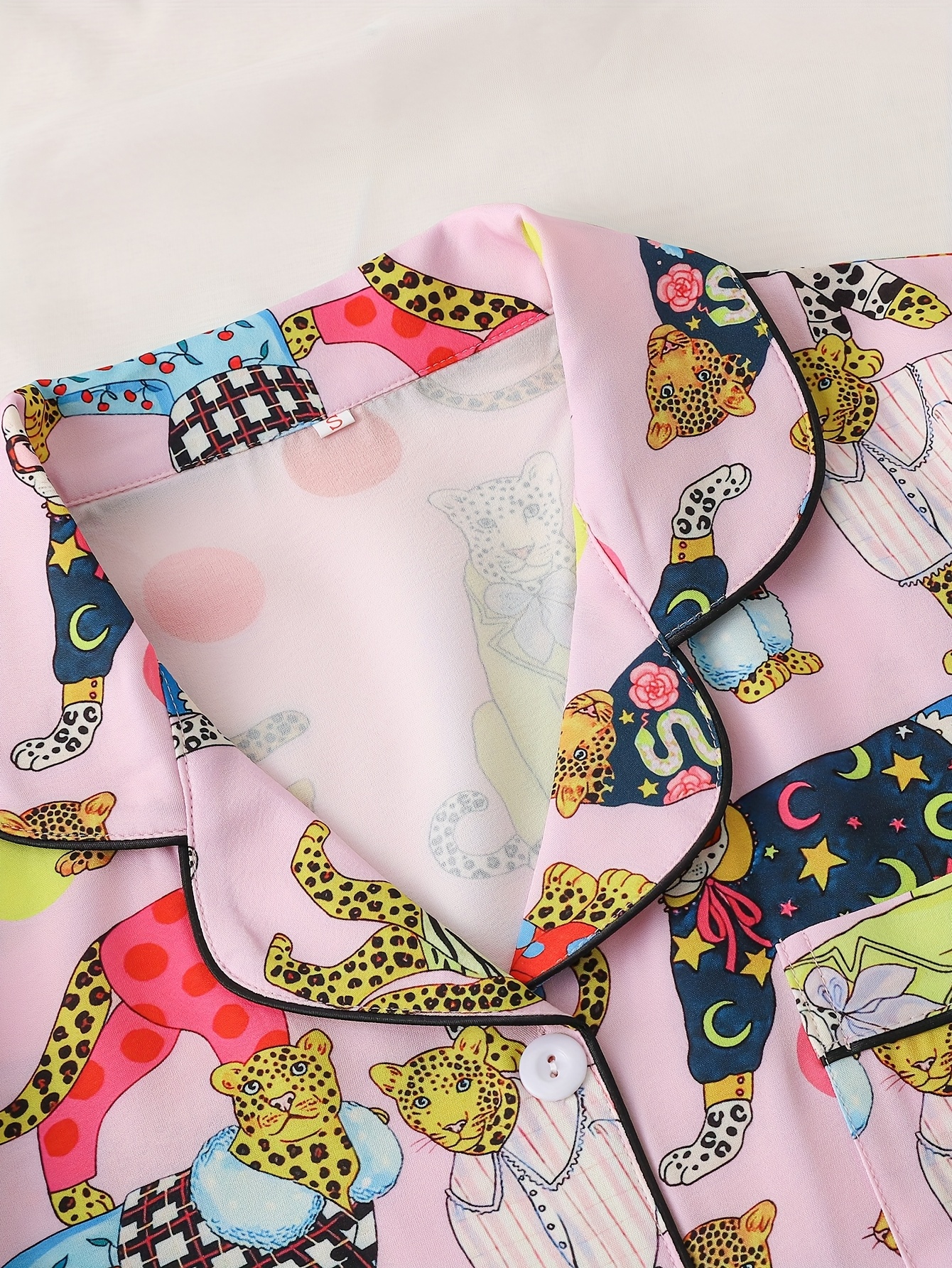ladies two piece satin pajama set with colorful leopard pattern womens 2pcs short sleeved stand collar top   with shorts womens pajamas for   two piece womens set Product details 2