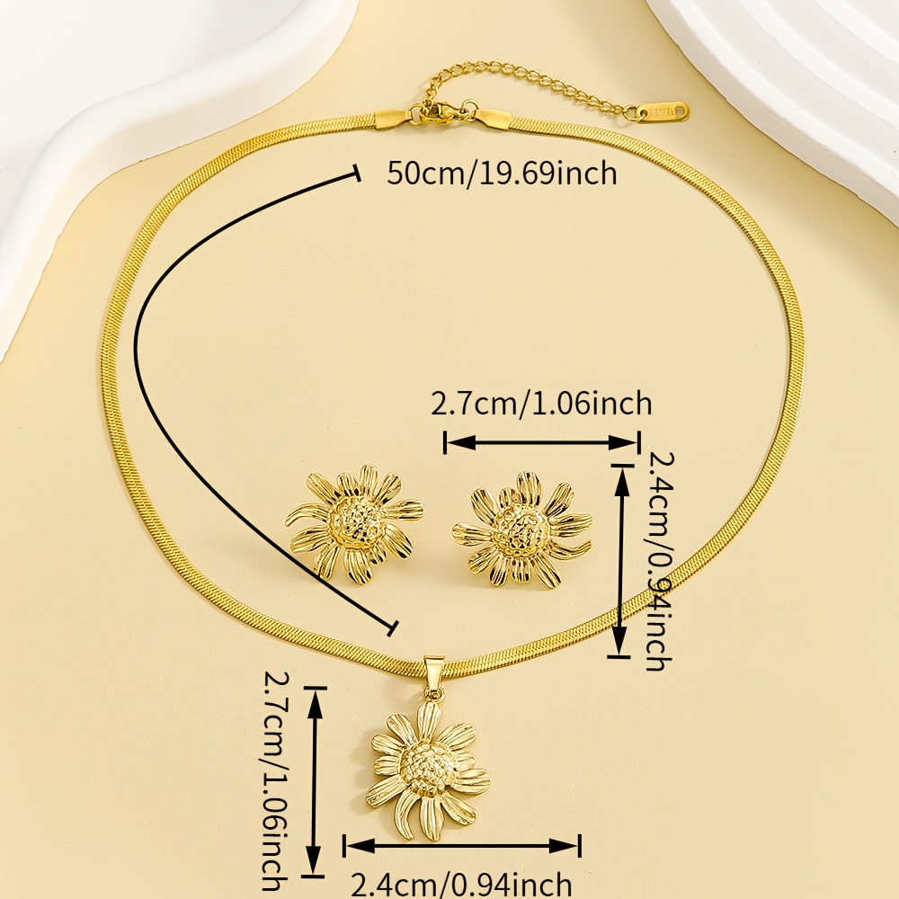 3pcs Flower, Star, and Geometric Stud Earrings and Necklace Set