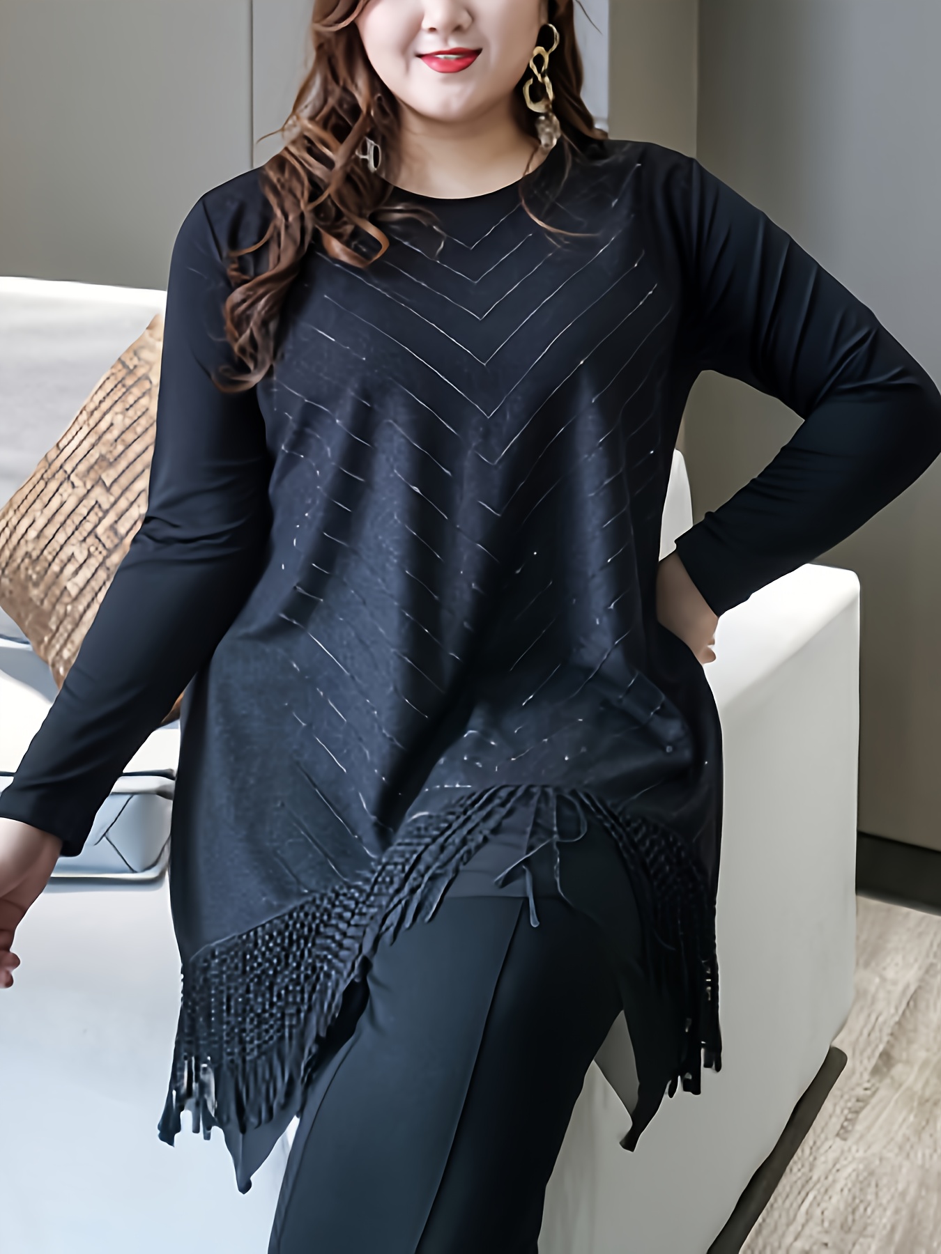 Plus Size, New Arrival for Spring/Summer 2026, Commuter Style, Elegant Embroidered Tassel Hem with Mesh Panel, V-Shaped Rhinestone Appliqué, Black, Round Neck, Long Sleeves, Regular Stretch Sleeves, A-Line Cut, Fashionable and Simple Plus-Size
