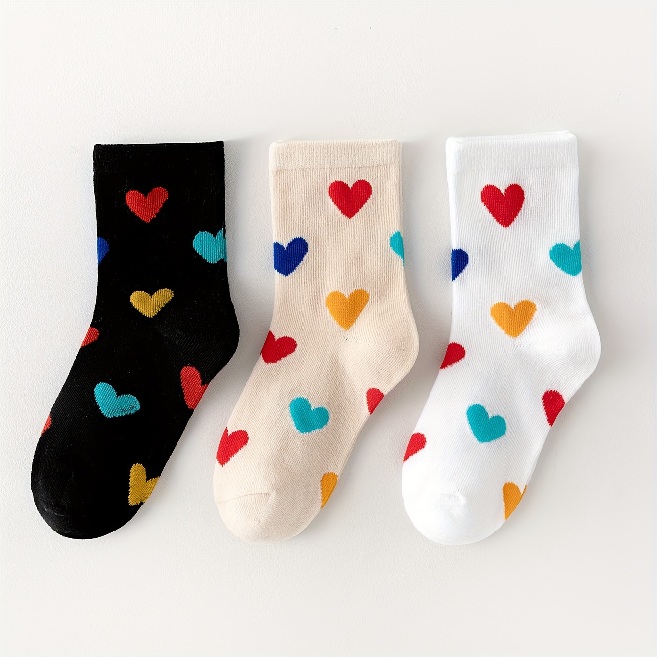Image of 3pairs Girls' Colorful Heart Pattern Mid-calf Socks Soft Breathable Casual Fashion Mid-calf Socks