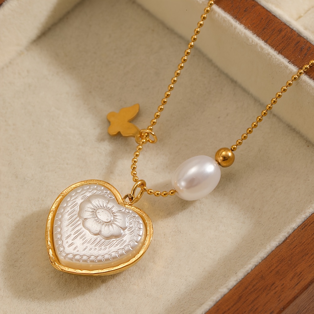 Women's Vintage Imitation Pearl Embossed Layered Necklace