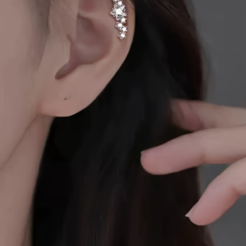 

1pc Vintage Elegant Titanium Steel Stud, , Screwed Fit, Synthetic Zirconia, Daily & Party Wear, Ideal Gift For Christmas & Valentine's Day