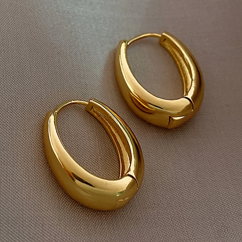 TEMU A Pair Of Easy Metallic Hoop Earrings Middle Eastern Design, Featuring Golden Oval Shapes, Perfect For Women To Wear On A Or For Parties And