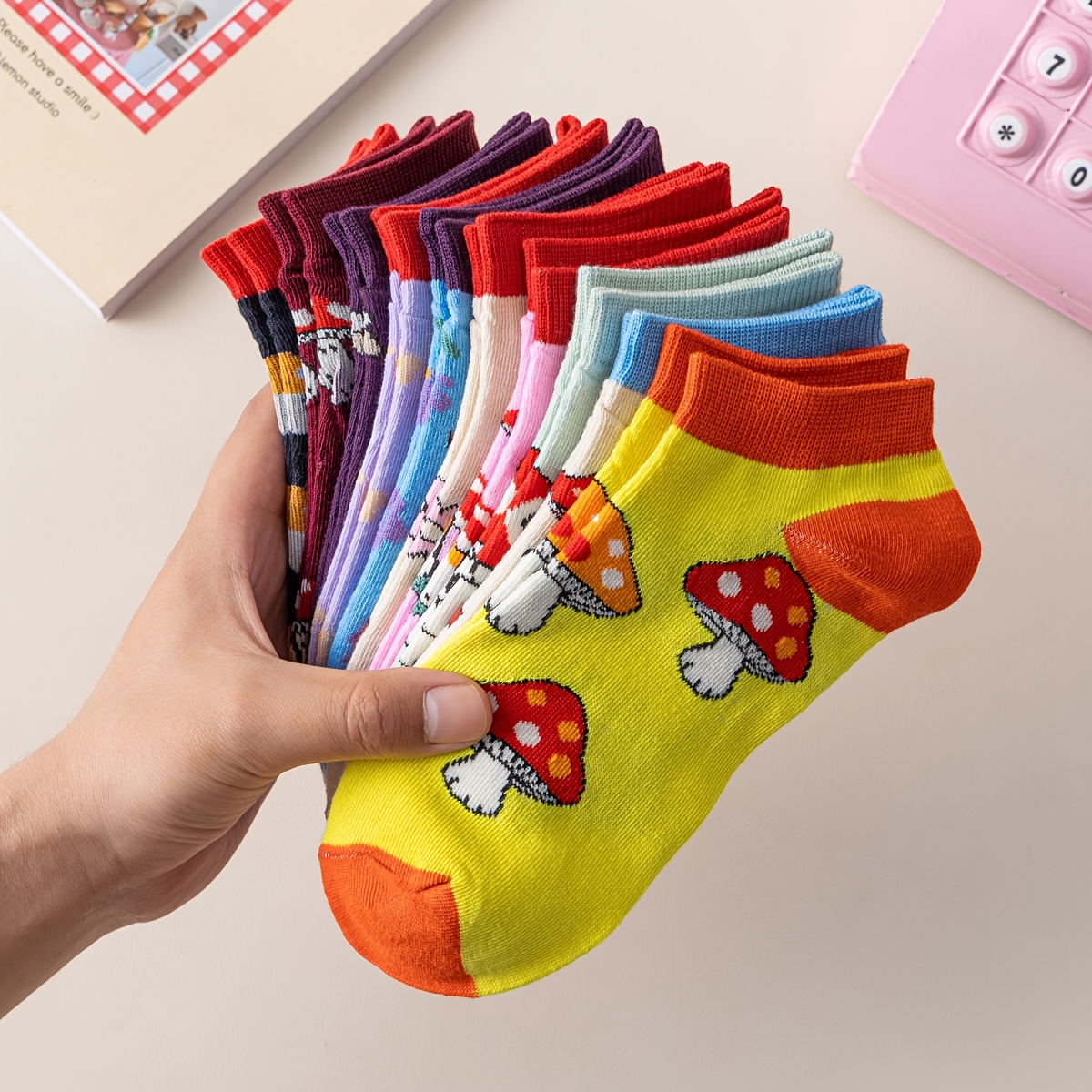 TEMU Random 10-pair Cartoon Mushroom -block Socks, -friendly And Breathable Low-cut Invisible Socks, Korean Style Ins-style Versatile Short Socks,