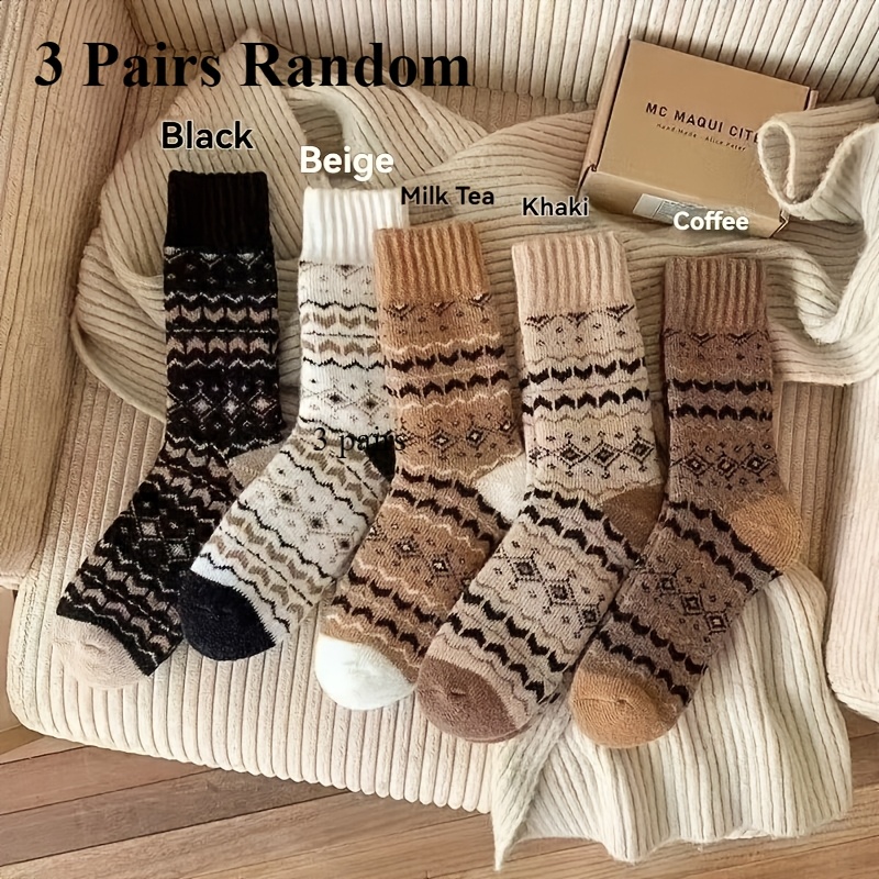 TEMU Lot de 3 paires de chaussettes d'hiver chaudes pour femme de couleur aléatoire - Chaussettes mi-hautes -froid à motif de style , disponibles en